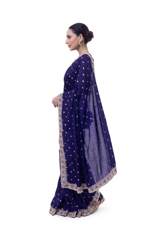 Buy purple heavy embroidered Banarasi silk saree online in USA with saree blouse. Look your best at parties and weddings in beautiful designer sarees, embroidered sarees, handwoven sarees, silk sarees, organza saris from Pure Elegance Indian saree store in USA.-pallu