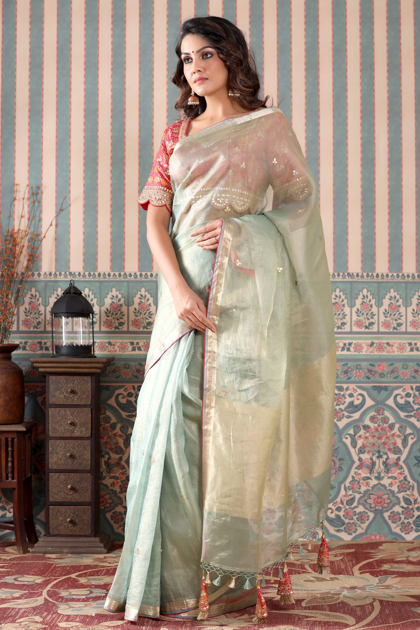 Shop stunning golden green tissue silk saree online in USA with pink embroidered blouse. Make a fashion statement at weddings with stunning designer sarees, embroidered sarees with blouse, wedding sarees, handloom sarees from Pure Elegance Indian fashion store in USA.-pallu
