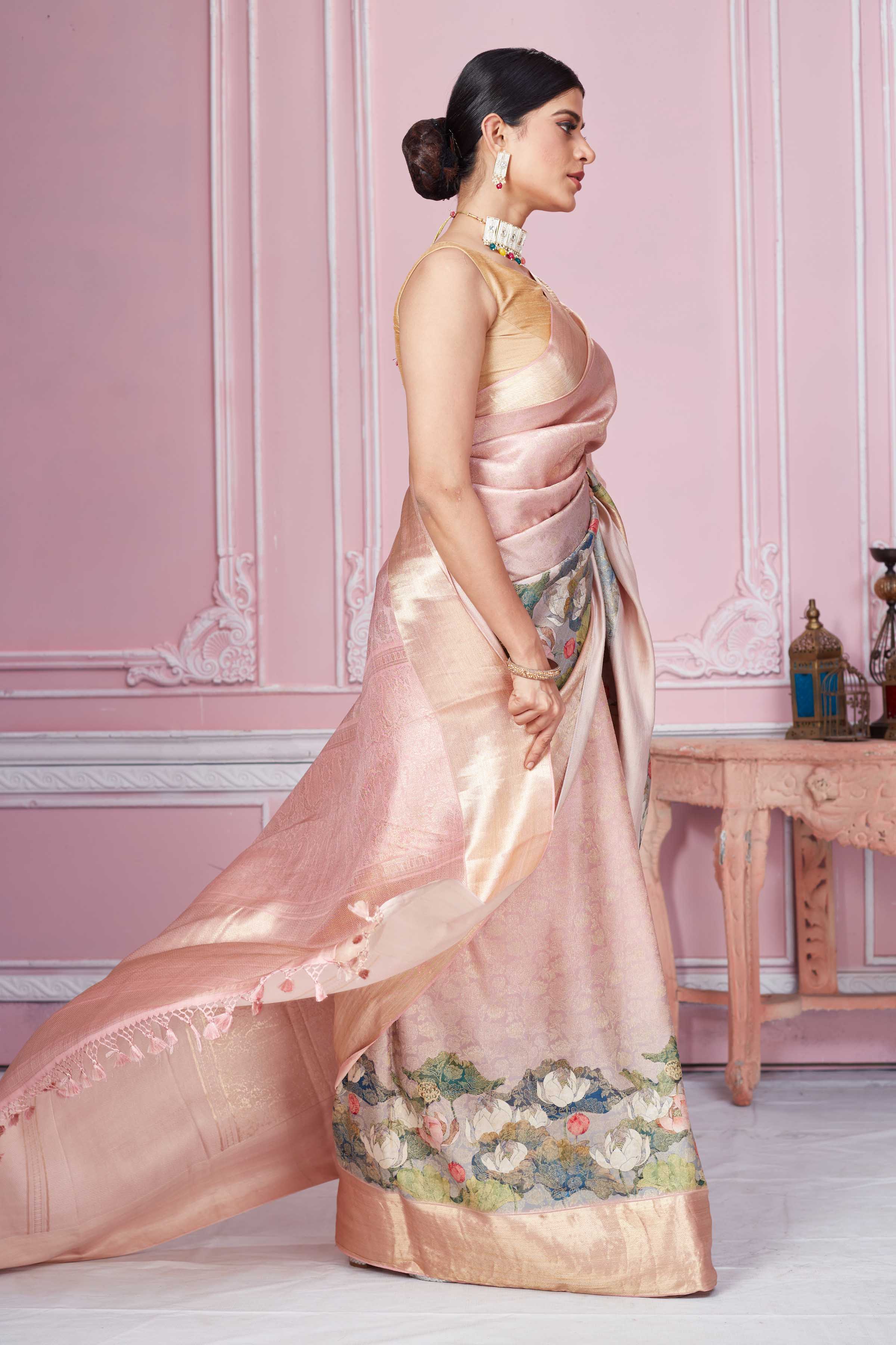 Buy dusty pink Banarasi saree online in USA with zari border. Look your best on festive occasions in latest designer sarees, pure silk saris, Kanchipuram silk sarees, handwoven sarees, tussar silk saris, embroidered sarees from Pure Elegance Indian fashion store in USA.-side