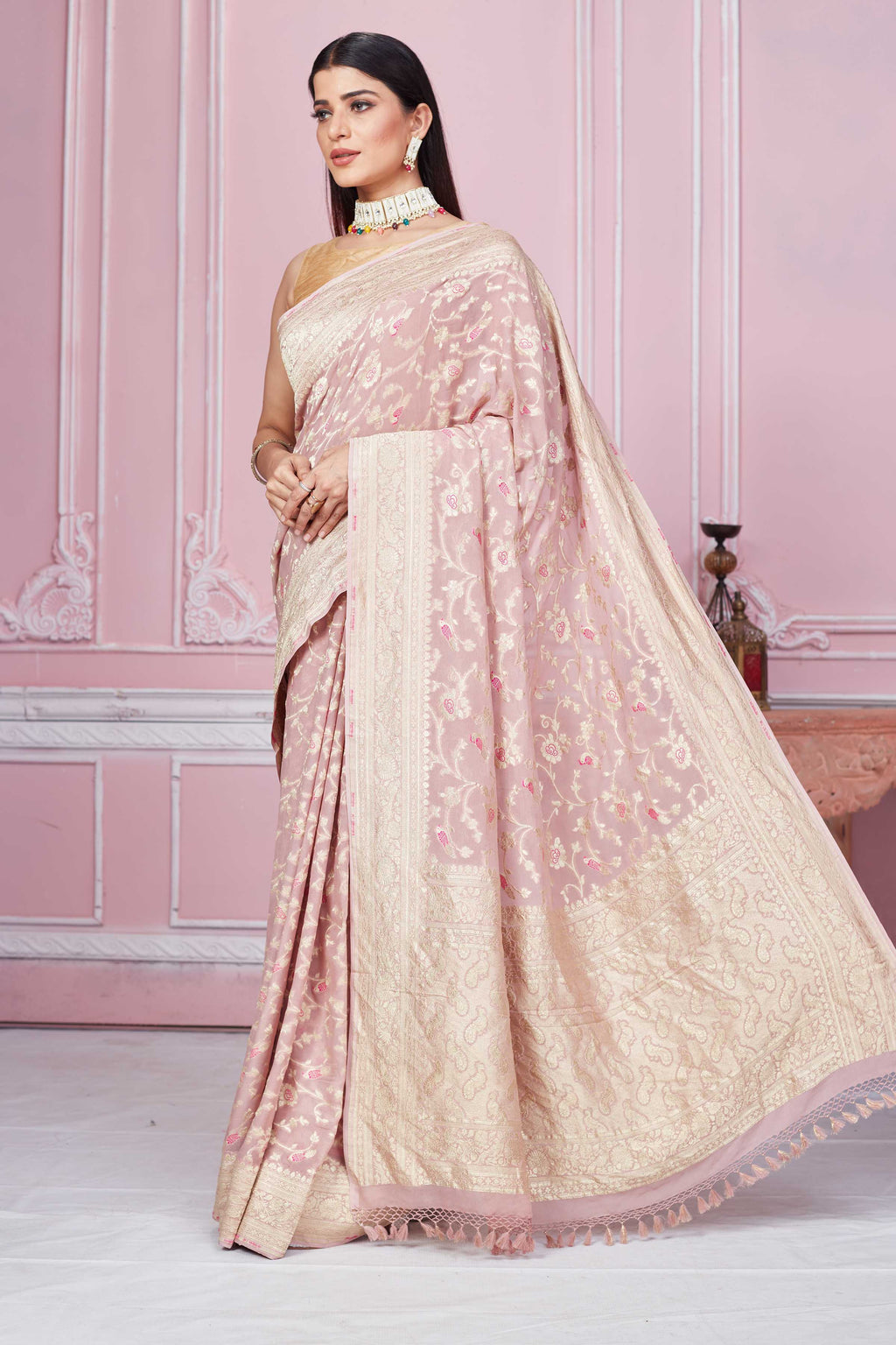 Shop dusty pink minakari zari jaal Banarasi sari online in USA. Look your best on festive occasions in latest designer sarees, pure silk saris, Kanchipuram silk sarees, handwoven sarees, tussar silk saris, embroidered sarees from Pure Elegance Indian fashion store in USA.-full view