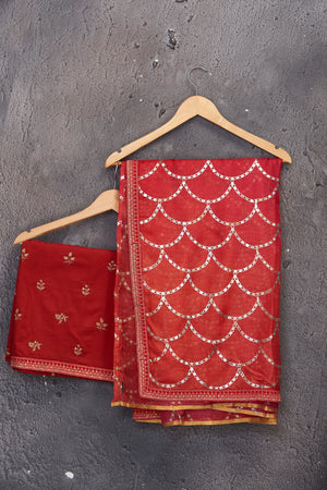 Shop stunning red foil print Kota sari online in USA. Keep your ethnic wardrobe up to date with latest designer saris, pure silk sarees, handwoven sarees, tussar silk sarees, embroidered saris from Pure Elegance Indian saree store in USA.-blouse