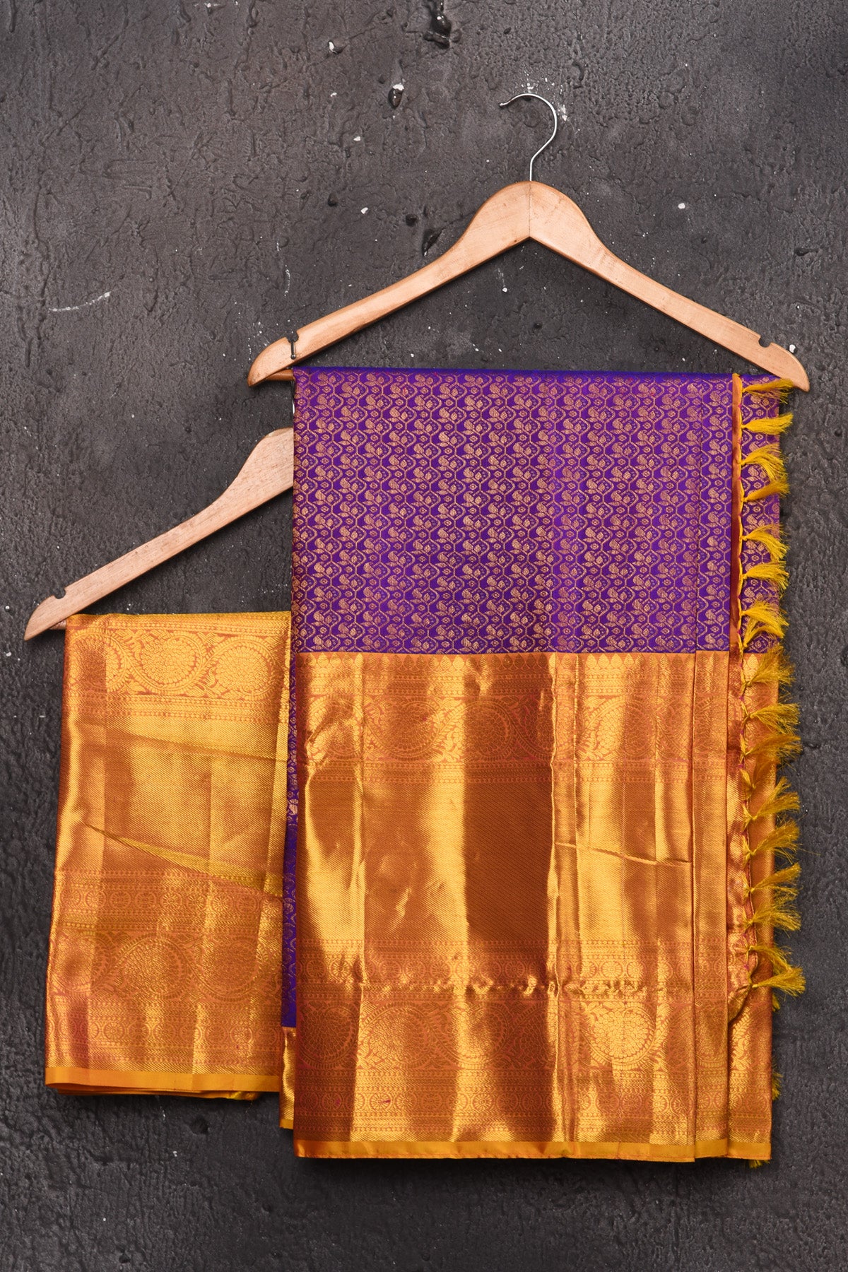 Buy beautiful purple Kanjeevaram silk saree online in USA with yellow zari border. Look elegant on festive occasions in beautiful designer sarees, pure silk sarees, Kanchipuram silk sarees, handloom sarees from Pure Elegance Indian fashion store in USA.-blouse