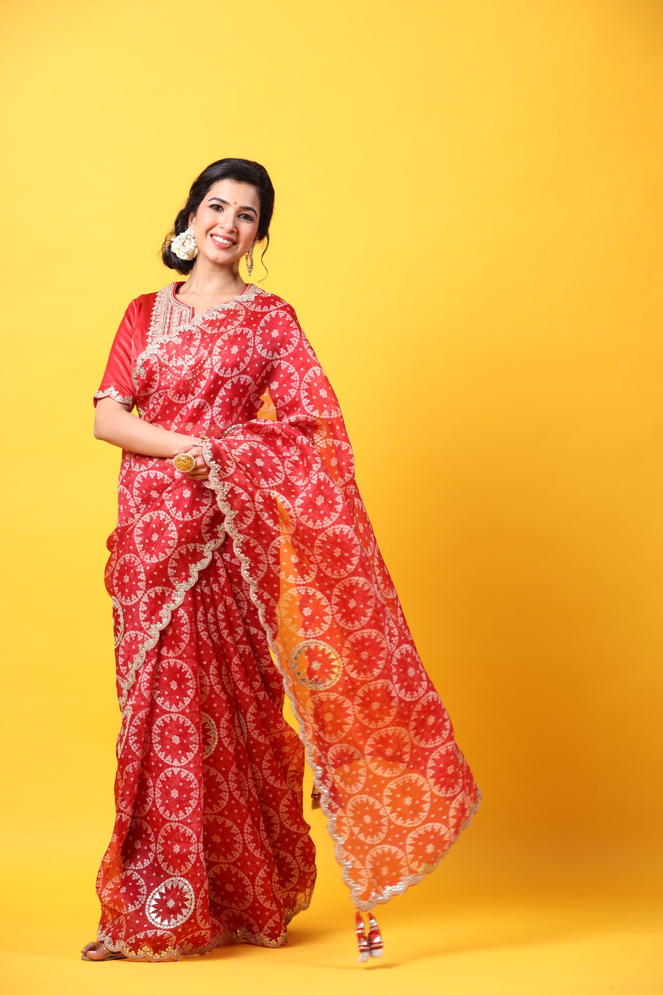 Buy red printed organza sari online in USA with embroidered scalloped border. Make a fashion statement at weddings with stunning designer sarees, embroidered sarees with blouse, wedding sarees, handloom sarees from Pure Elegance Indian fashion store in USA.-pallu