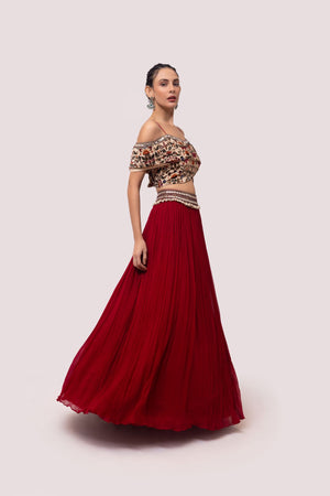 Shop red velvet and georgette embroidered skirt set online in USA. Dazzle on weddings and special occasions with exquisite designer lehengas, Anarkali suit, sharara suit, Indowestern outfits, bridal lehengas from Pure Elegance Indian clothing store in the USA. -side