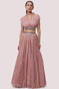 Shop dusty pink embroidered organza skirt set online in USA. Dazzle on weddings and special occasions with exquisite designer lehengas, Anarkali suit, sharara suit, Indowestern outfits, bridal lehengas from Pure Elegance Indian clothing store in the USA. -full view