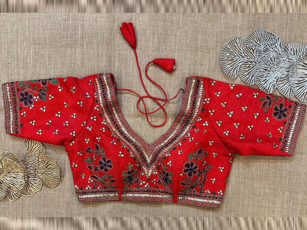 Buy red heavy embroidery bridal saree blouse online in USA. Elevate your saree style with exquisite readymade saree blouses, embroidered saree blouses, Banarasi sari blouse, designer saree blouse, choli-cut blouses, corset blouses from Pure Elegance Indian fashion store in USA.-front