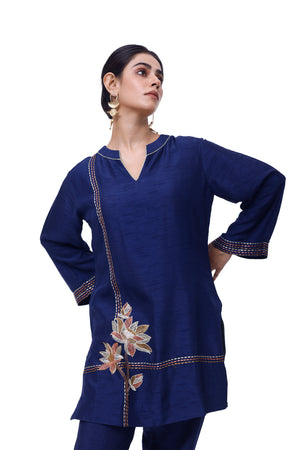Shop elegant navy blue Mysore silk pant set online in USA. Shop the best and latest designs in embroidered sarees, designer sarees, Anarkali suit, lehengas, sharara suits for weddings and special occasions from Pure Elegance Indian fashion store in USA.-closeup