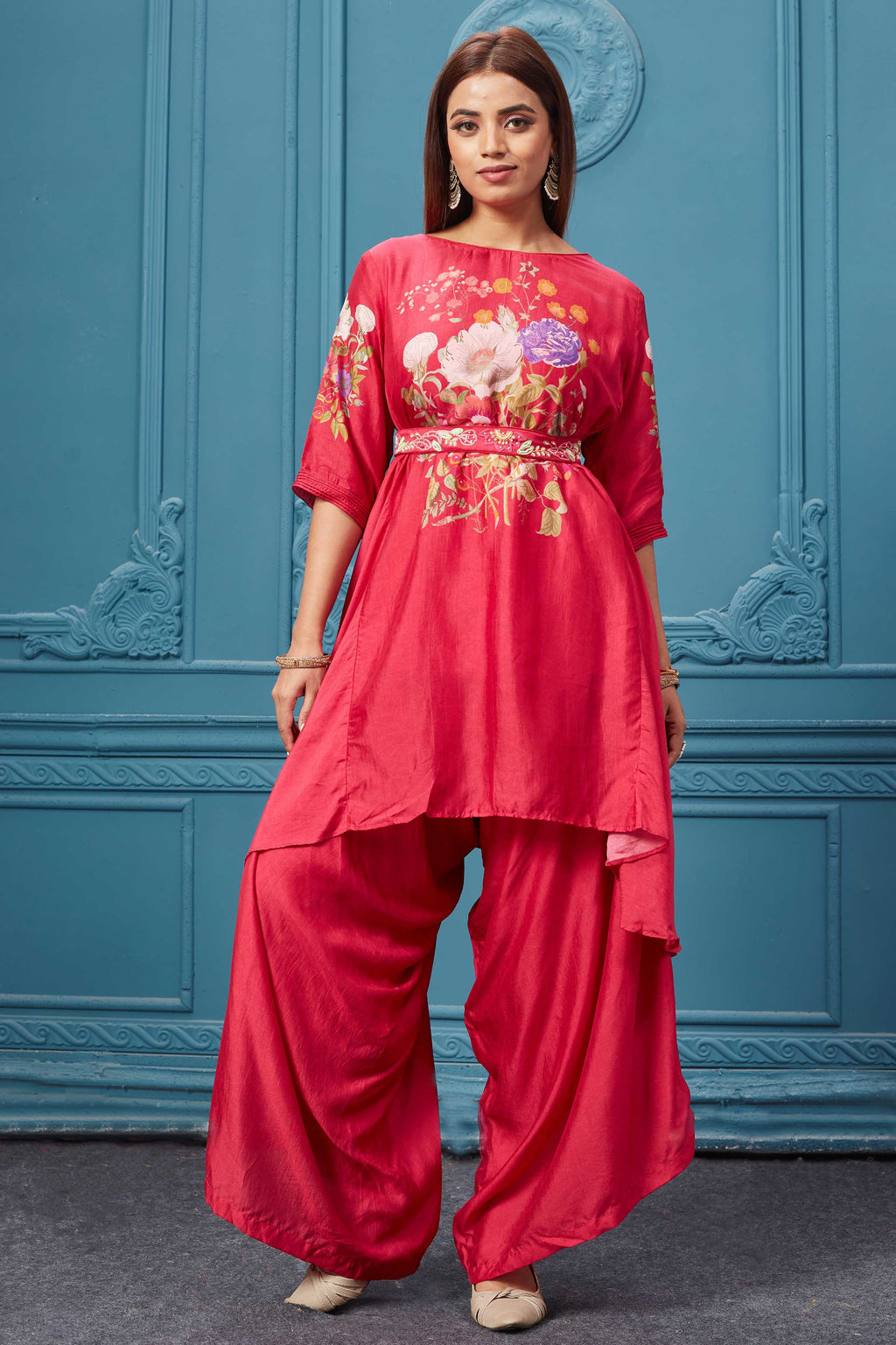 Shop this Gorgeous red suit set with floral embroidery in front featuring quarter sleeves and a belt to give a stylish look. Shop Indian wear online at Pure Elegance or visit our store in the USA.