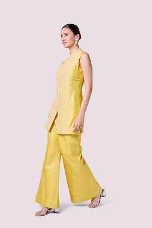 Buy yellow embellished short organza co-ord set online in USA. Shop the best and latest designs in embroidered sarees, designer sarees, Anarkali suit, lehengas, sharara suits for weddings and special occasions from Pure Elegance Indian fashion store in USA.-side