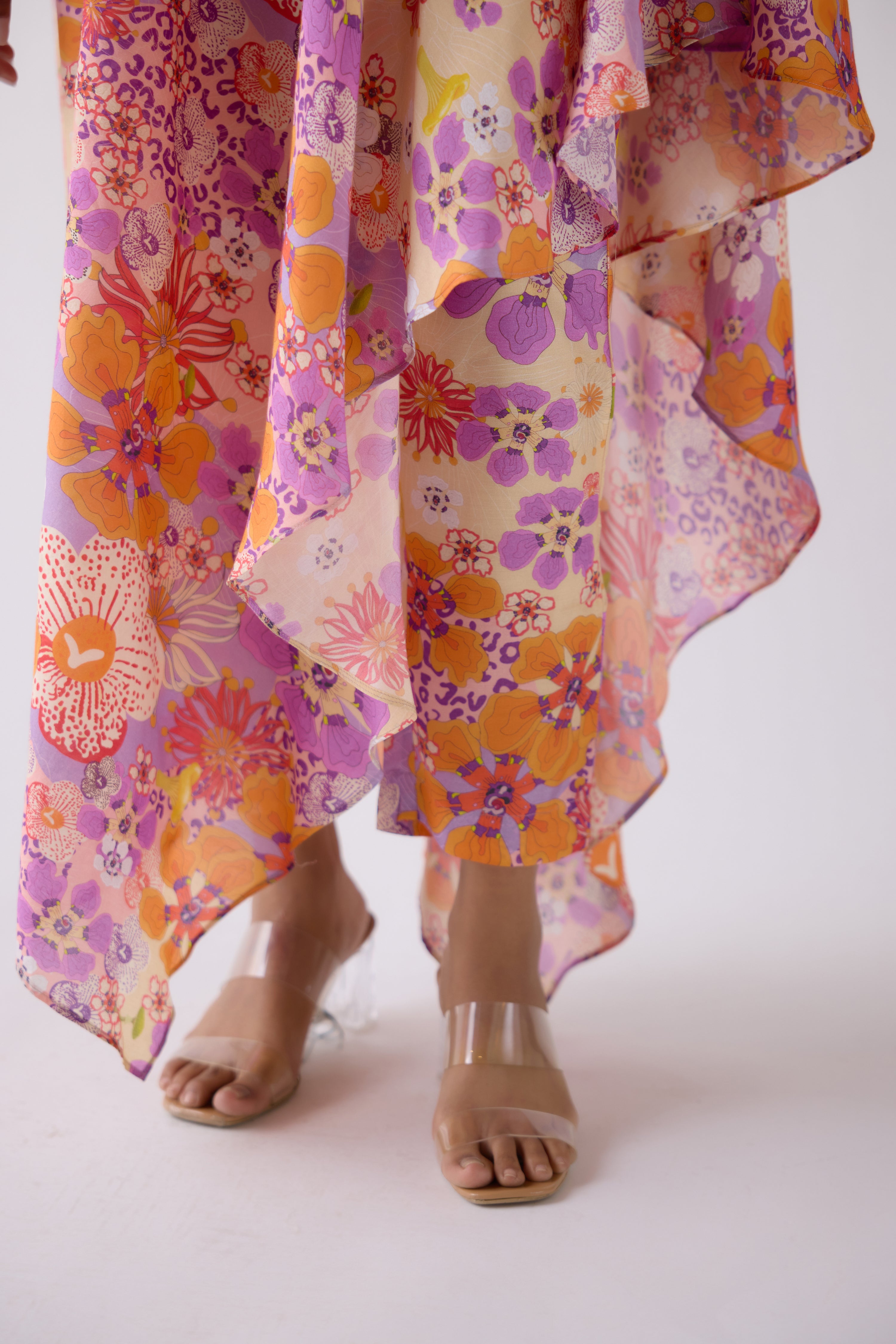 Buy stunning lilac floral print muslin co-ord set online in USA. Shop the best and latest designs in embroidered sarees, designer sarees, Anarkali suit, lehengas, sharara suits for weddings and special occasions from Pure Elegance Indian fashion store in USA.-set