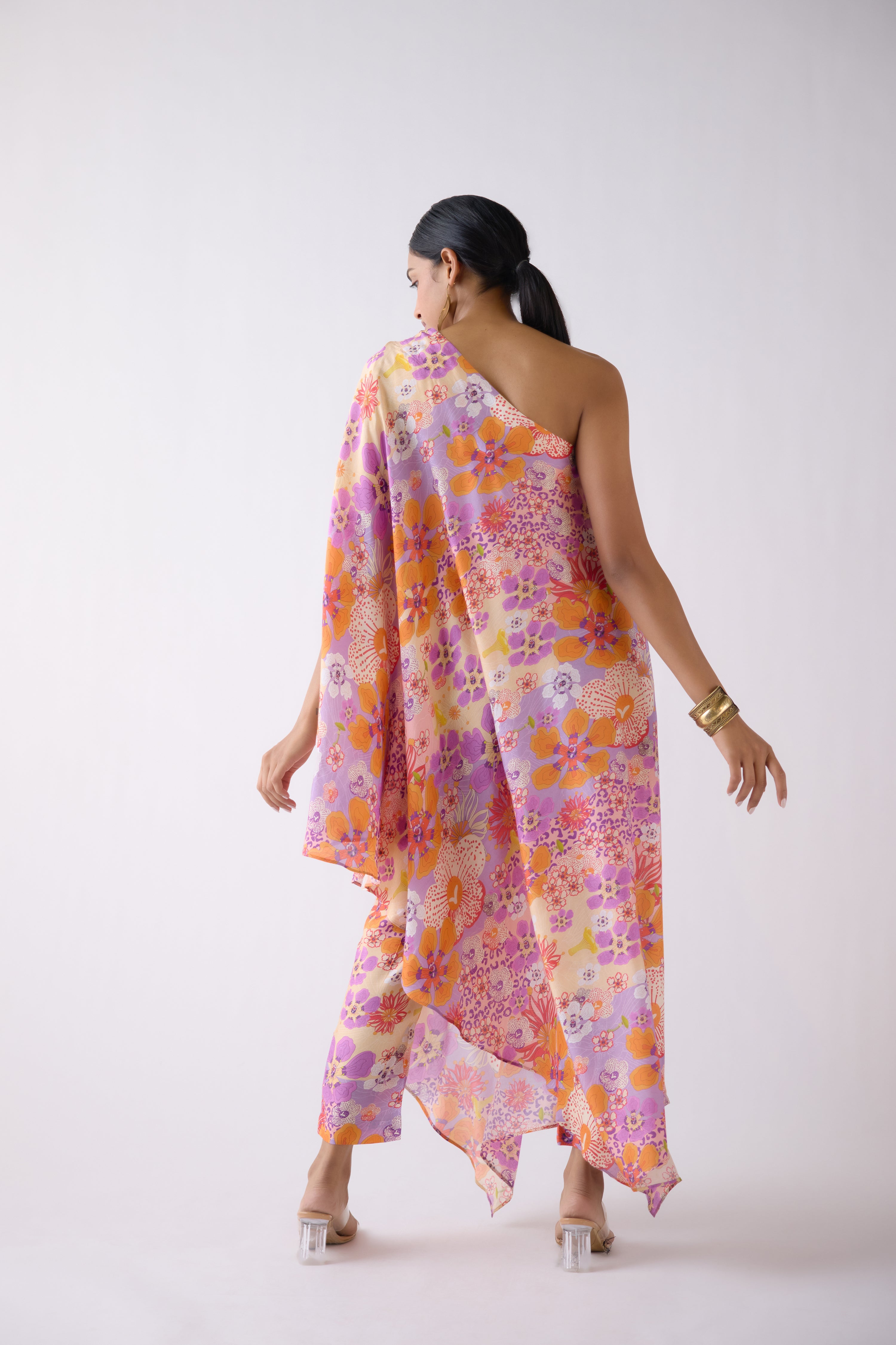 Buy stunning lilac floral print muslin co-ord set online in USA. Shop the best and latest designs in embroidered sarees, designer sarees, Anarkali suit, lehengas, sharara suits for weddings and special occasions from Pure Elegance Indian fashion store in USA.-back