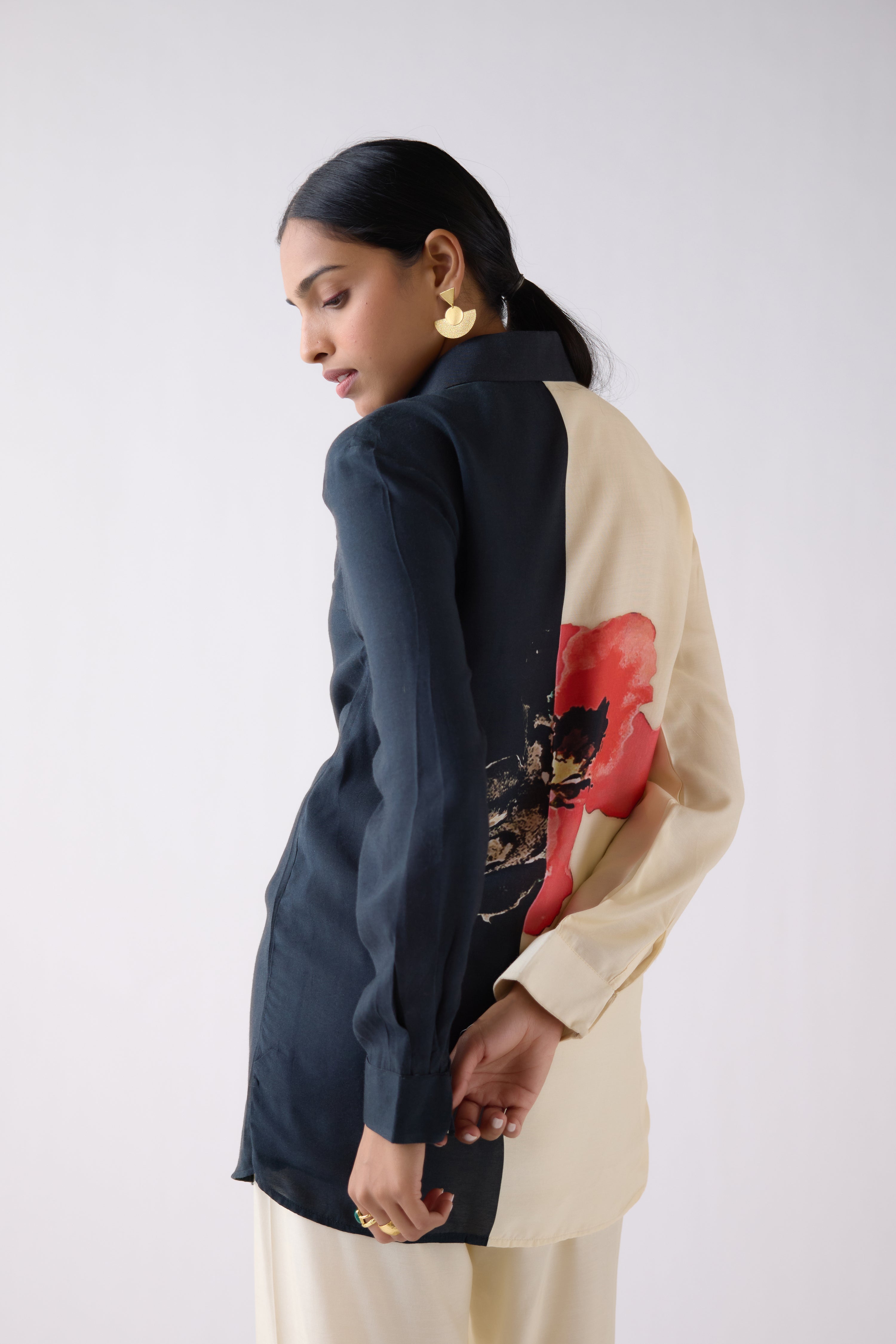 51Z075-RO Ivory And Black Floral Print Muslin Co-ord Set