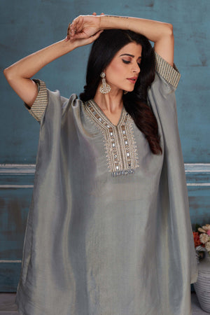 Buy grey embroidered tissue georgette kaftan dhoti set online in USA. Look royal on special occasions in exquisite designer lehengas, pure silk sarees, handloom sarees, Bollywood sarees, Anarkali suits, Banarasi sarees, organza sarees from Pure Elegance Indian saree store in USA.-closeup
