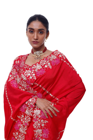 Buy crimson red zari handloom silk saree online in USA with blouse. Look your best at parties and weddings in beautiful designer sarees, embroidered sarees, handwoven sarees, silk sarees, organza saris from Pure Elegance Indian saree store in USA.-closeup