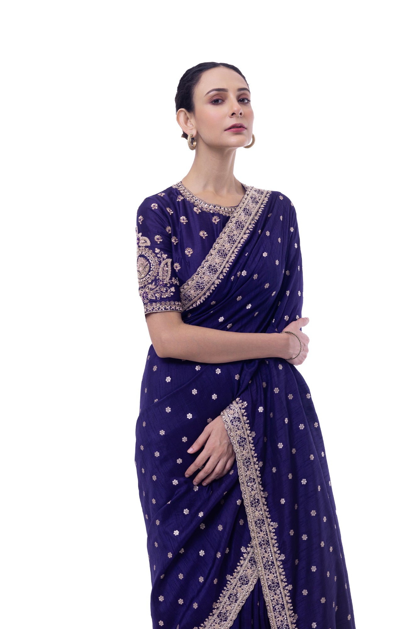 Buy purple heavy embroidered Banarasi silk saree online in USA with saree blouse. Look your best at parties and weddings in beautiful designer sarees, embroidered sarees, handwoven sarees, silk sarees, organza saris from Pure Elegance Indian saree store in USA.-closeup