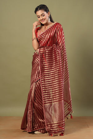 Buy maroon tissue chanderi saree online in USA with red saree blouse. Make a fashion statement at weddings with stunning designer sarees, embroidered sarees with blouse, wedding sarees, handloom sarees from Pure Elegance Indian fashion store in USA.-pallu