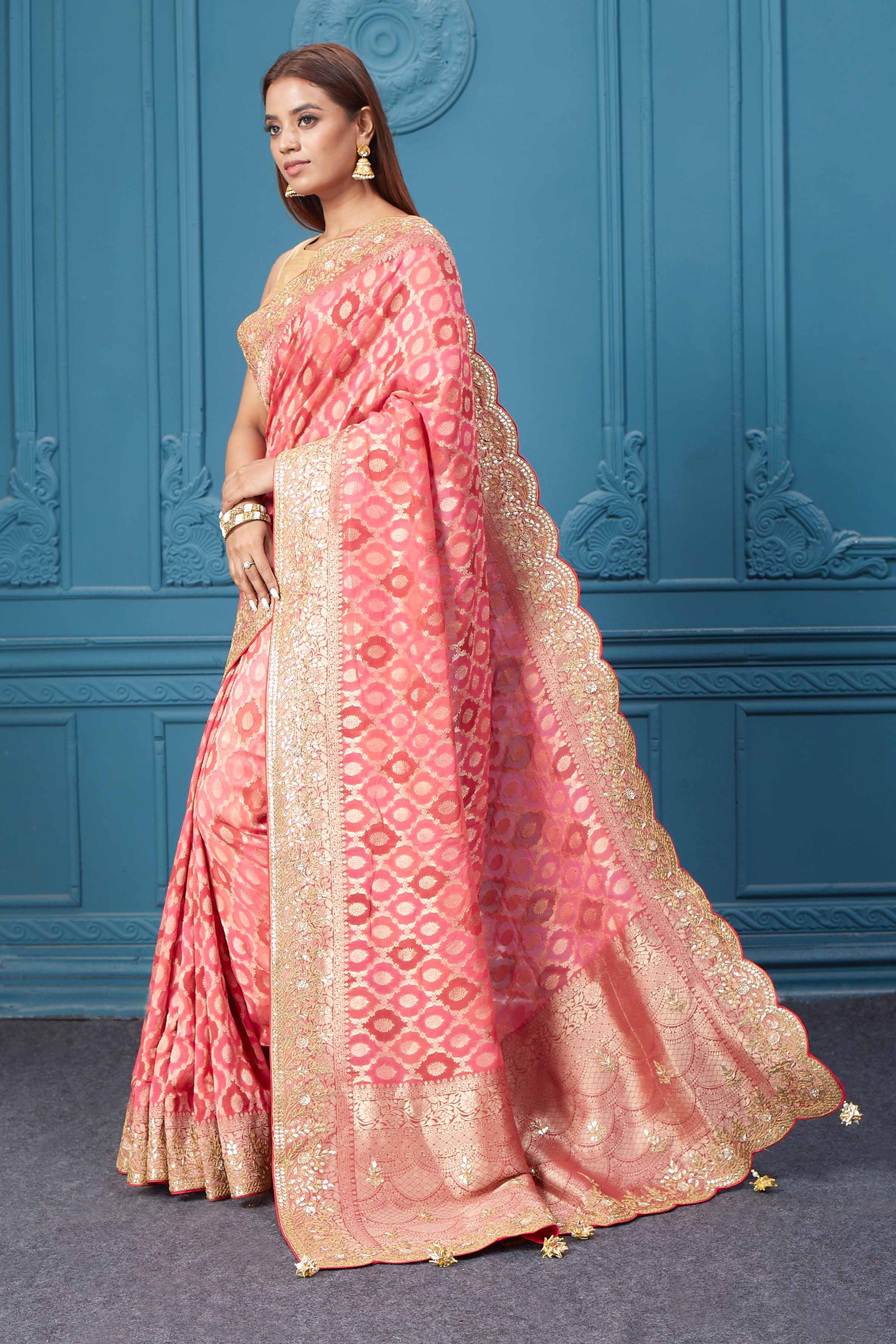 Buy beautiful pink Banarasi saree online in USA with embroidered border. Look royal at weddings and festive occasions in exquisite designer sarees, handwoven sarees, pure silk saris, Banarasi sarees, Kanchipuram silk sarees from Pure Elegance Indian saree store in USA. -pallu