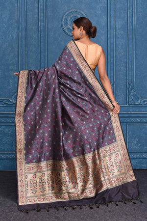 Buy grey and magenta Tanchoi silk Banarasi saree online in USA with zari border. Look your best on festive occasions in latest designer sarees, pure silk saris, Kanchipuram silk sarees, handwoven sarees, tussar silk sarees, embroidered saris from Pure Elegance Indian clothing store in USA.-back