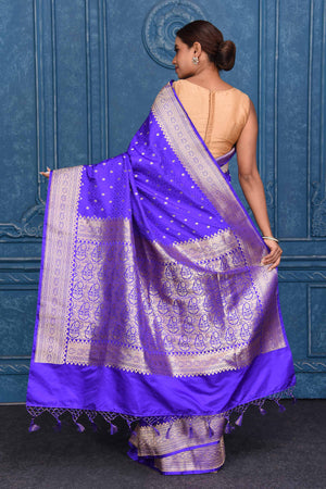 Shop blue Tanchoi silk Banarasi sari online in USA with zari border. Look your best on festive occasions in latest designer sarees, pure silk saris, Kanchipuram silk sarees, handwoven sarees, tussar silk sarees, embroidered saris from Pure Elegance Indian clothing store in USA.-back