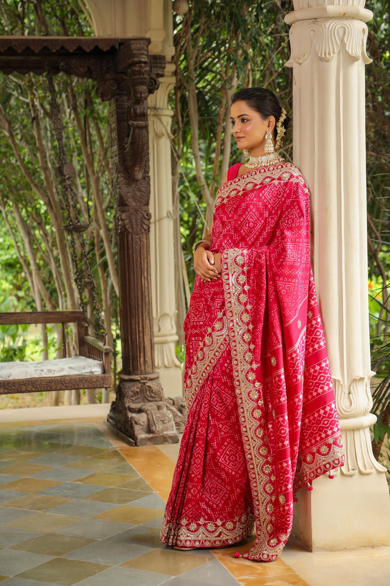  Buy pink embroidered Patola silk saree online in USA with saree blouse. Look classy at weddings and special occasions in exquisite designer sarees, embroidered sarees, party sarees, handwoven saris, pure silk sarees, Banarasi sarees, Kanjivaram sarees from Pure Elegance Indian saree store in USA.-side