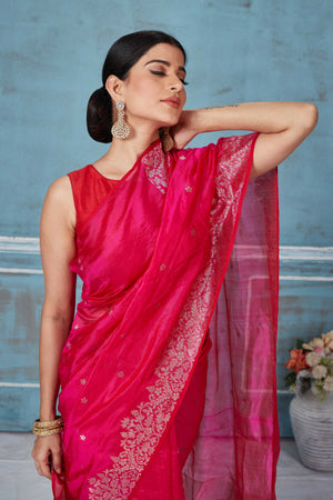 Buy pink Pattu silk saree online in USA with hand woven border. Look your best on festive occasions in latest designer saris, pure silk saris, Kanchipuram silk sarees, handwoven sarees, tussar silk sarees, embroidered sarees from Pure Elegance Indian fashion store in USA.-closeup