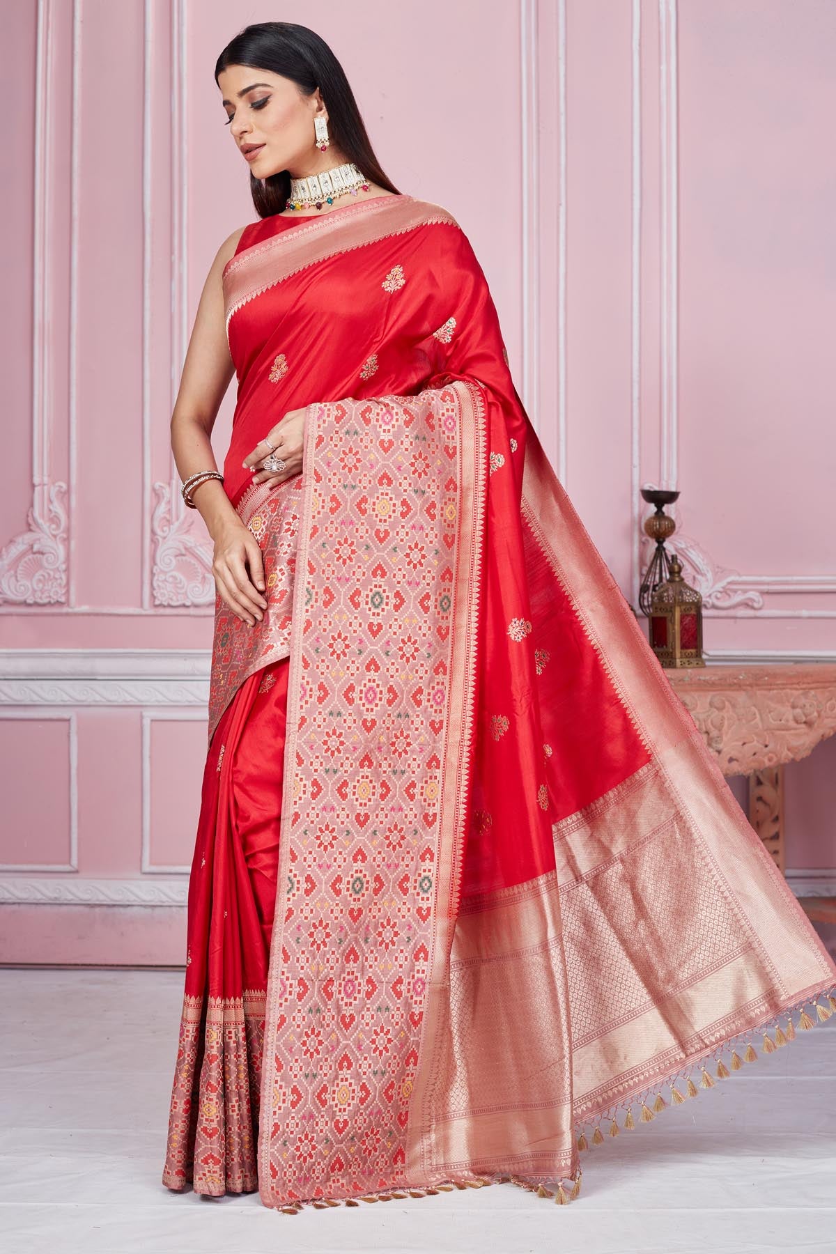 Shop red Banarasi sari online in USA with heavy zari pallu. Look your best on festive occasions in latest designer saris, pure silk sarees, Kanjivaram silk sarees, handwoven saris, tussar silk sarees, embroidered saris from Pure Elegance Indian fashion store in USA.-pallu