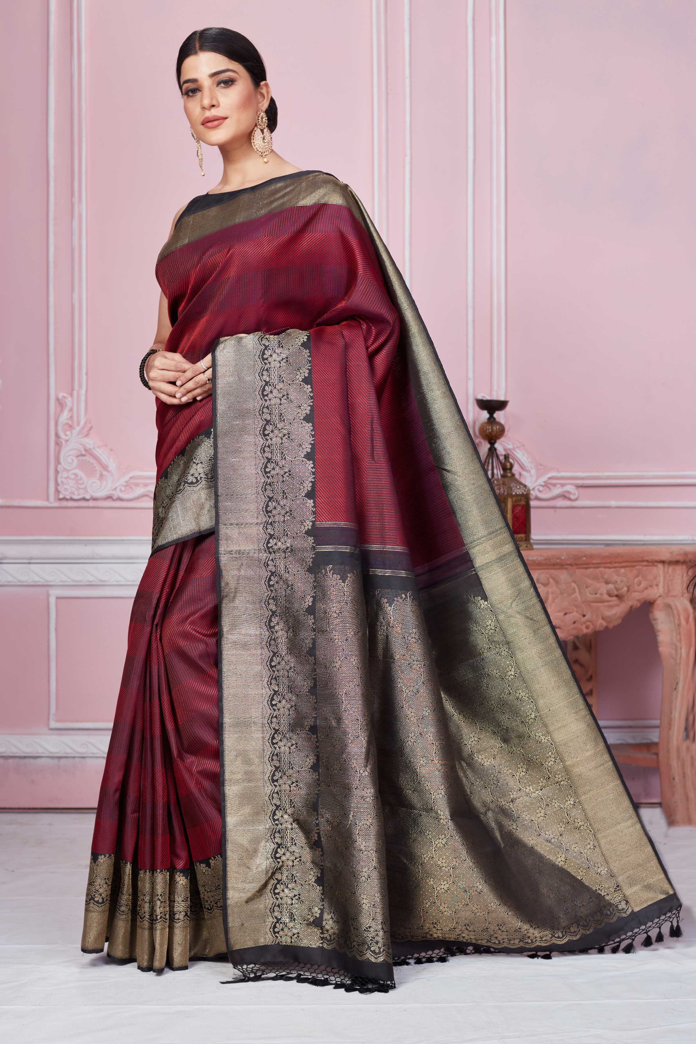 Shop wine color Banarasi sari online in USA with antique zari border. Look your best on festive occasions in latest designer sarees, pure silk saris, Kanchipuram silk sarees, handwoven sarees, tussar silk saris, embroidered sarees from Pure Elegance Indian fashion store in USA.-pallu