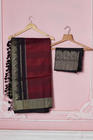 Shop wine color Banarasi sari online in USA with antique zari border. Look your best on festive occasions in latest designer sarees, pure silk saris, Kanchipuram silk sarees, handwoven sarees, tussar silk saris, embroidered sarees from Pure Elegance Indian fashion store in USA.-blouse