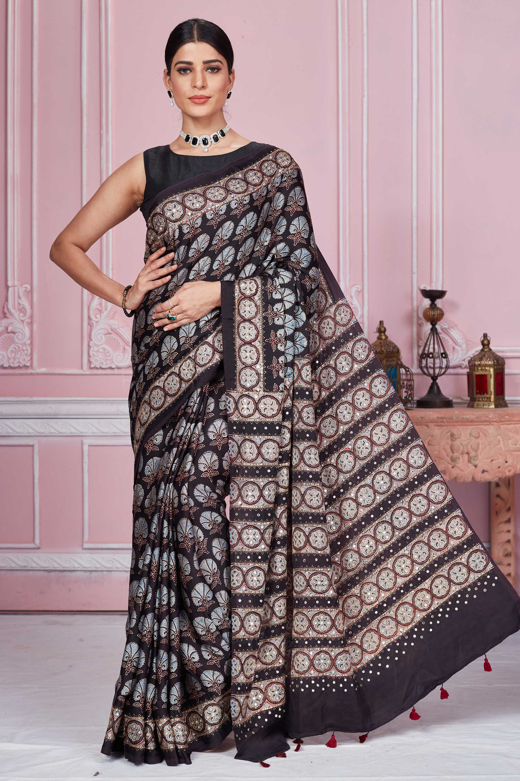 Shop stunning black printed Gajji silk sari online in USA. Look your best on festive occasions in latest designer sarees, pure silk sarees, Kanjivaram silk saris, handwoven saris, tussar silk sarees, embroidered saris from Pure Elegance Indian clothing store in USA.-full view