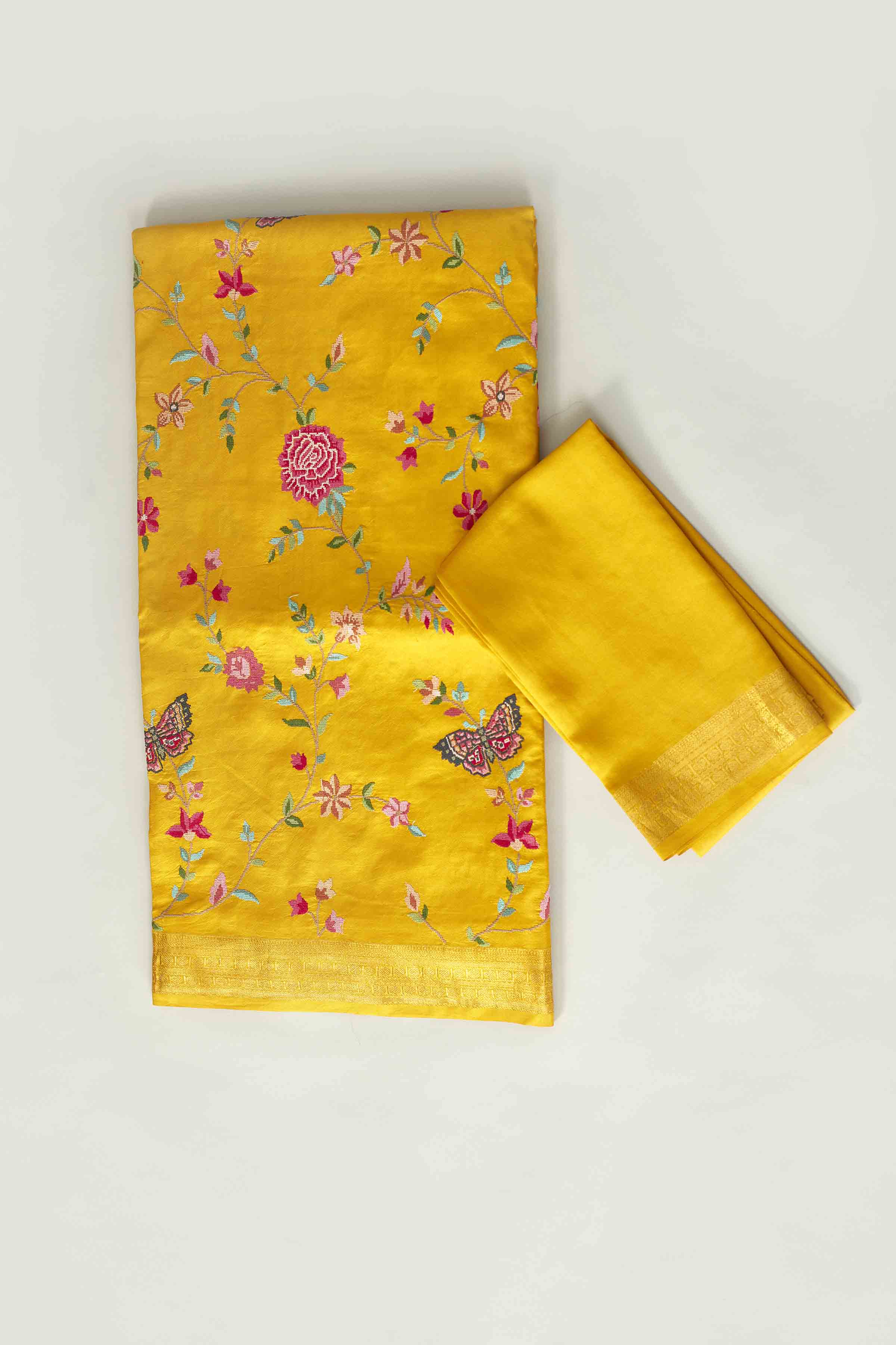 Shop stunning grey floral print Kota silk sari online in USA. Look your best on festive occasions in latest designer saris, pure silk saris, tissue silk sarees, handwoven saris, tussar silk sarees, linen sarees,  summer sarees from Pure Elegance Indian clothing store in USA.-blouse