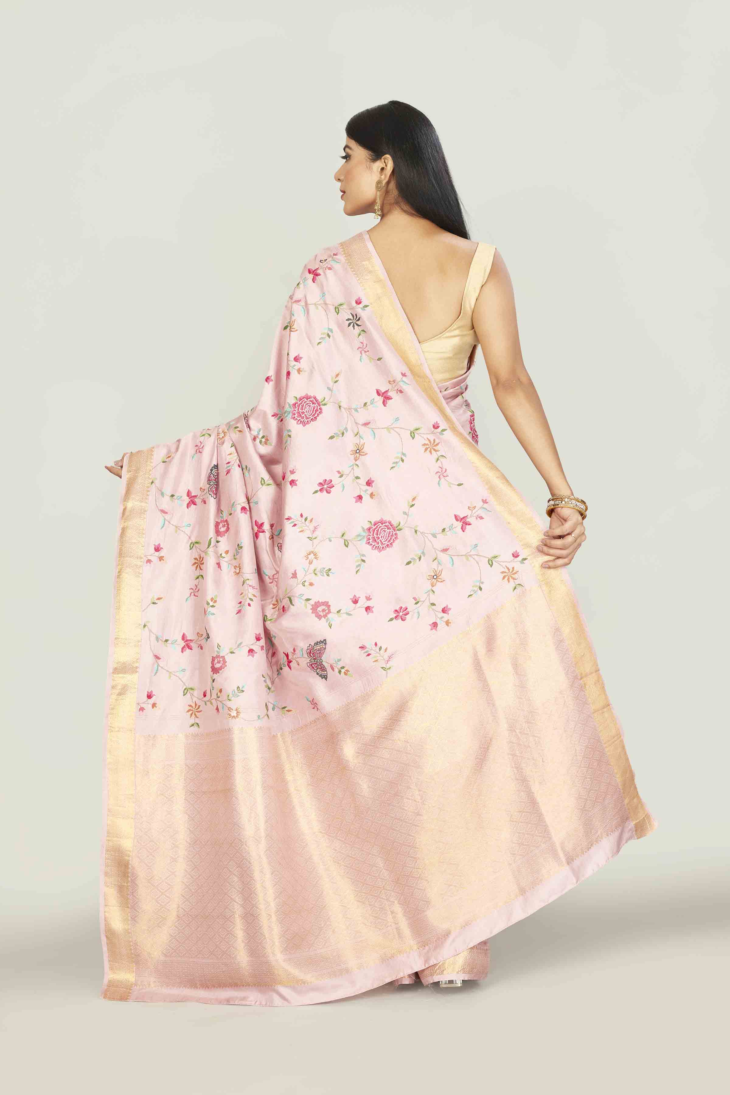 Shop powder pink Gadhwal silk saree online in USA with embroidery. Look your best on festive occasions in latest designer saris, pure silk saris, tissue silk sarees, handwoven saris, tussar silk sarees, linen sarees,  summer sarees from Pure Elegance Indian clothing store in USA.-back