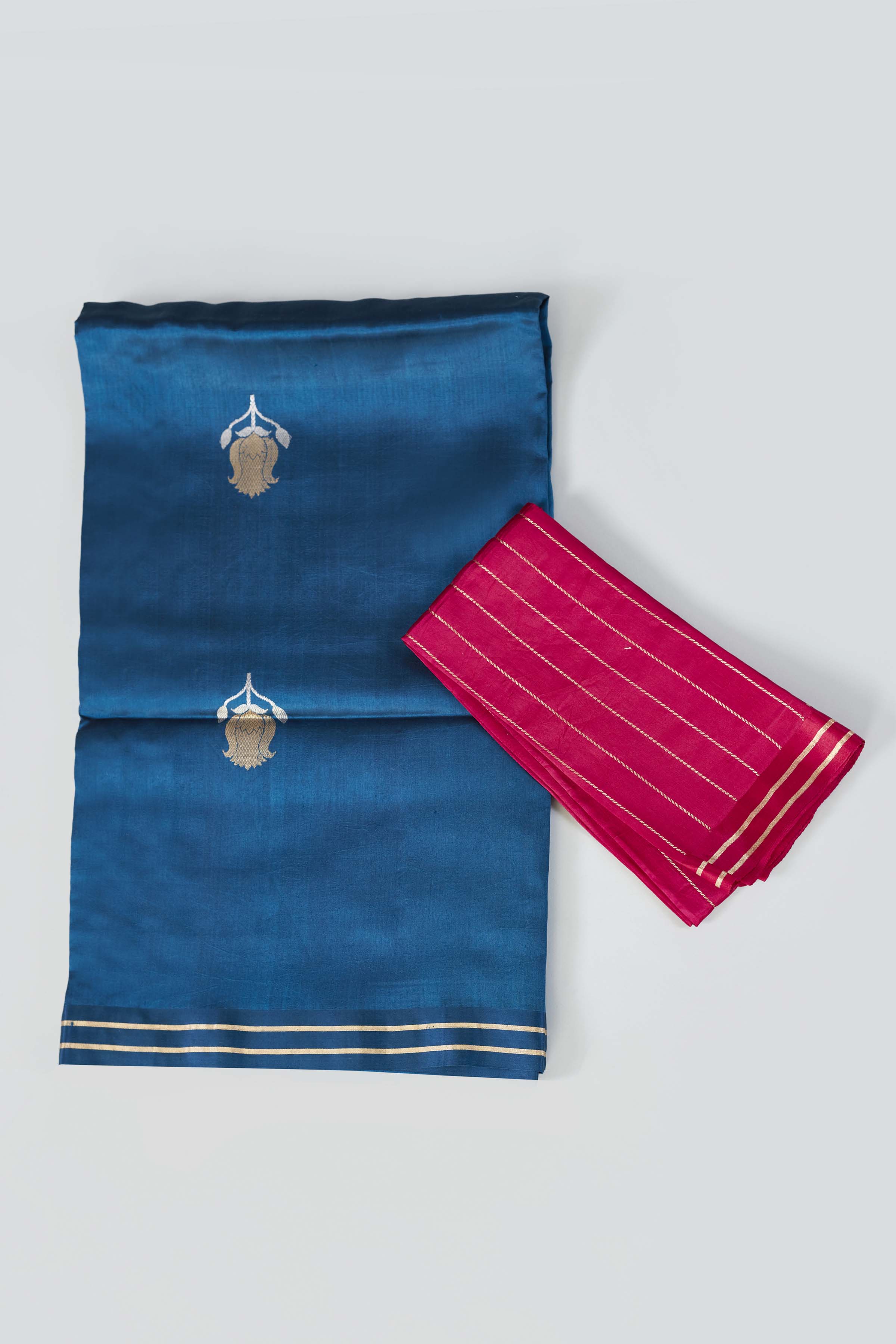 Shop blue tussar Banarasi sari online in USA with zari buta. Look your best on special occasions in Banarasi sarees, pure silk saris, handwoven sarees.-blouse