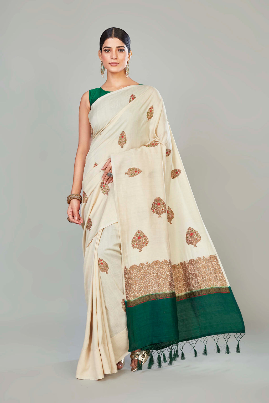Buy cream muga Banarasi sari online in USA with antique zari buta. Look your best on special occasions in Banarasi sarees, pure silk saris, handwoven sarees.-full view
