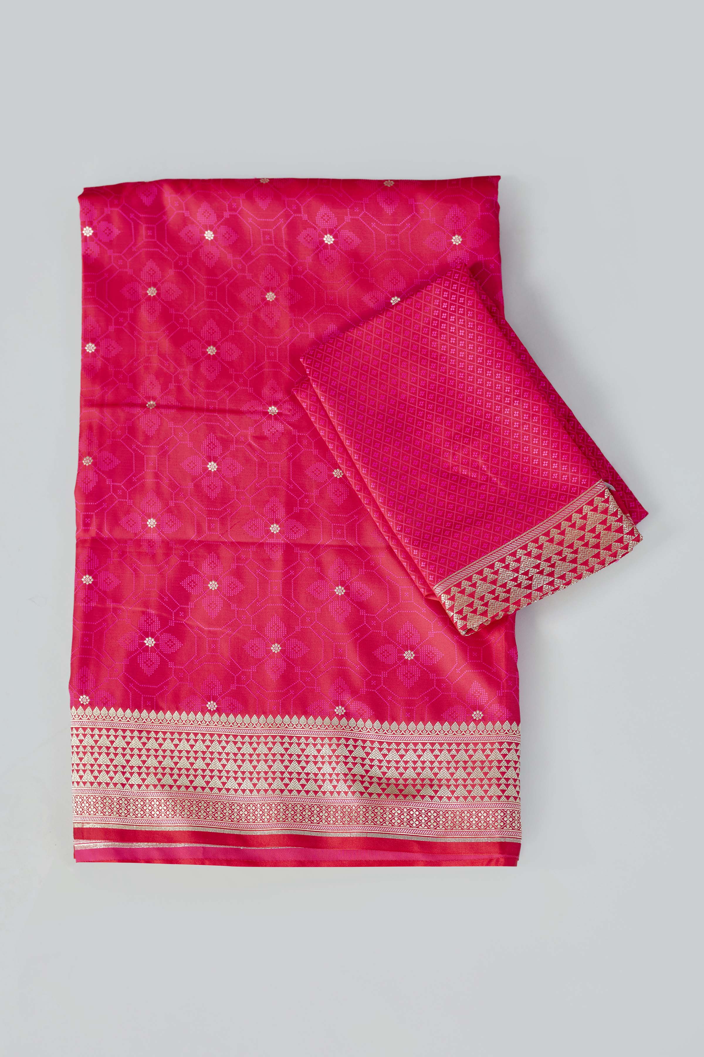 Buy dark pink Mashru silk sari online in USA with zari border. Look your best on festive occasions in latest designer sarees, pure silk saris, handwoven sarees.-blouse