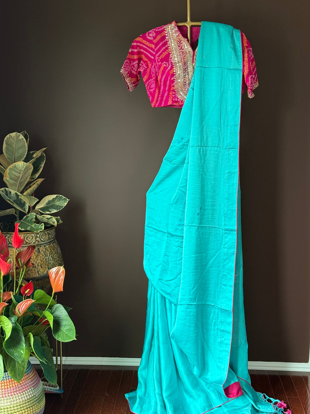 Buy sky blue satin crepe saree online in USA with pink bandhej blouse. Look your best on festive occasions in latest designer sarees, Banarasi sarees, handwoven sarees.-full view