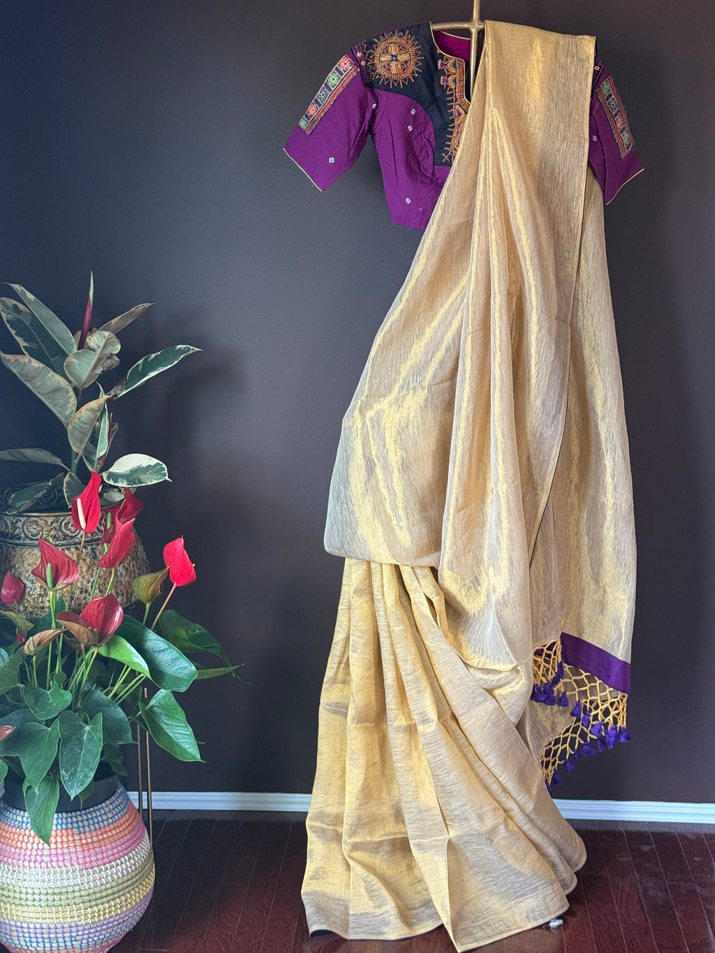 Shop solid cream tissue saree online In USA with purple kutch work blouse. Look your best on festive occasions in latest designer sarees, Banarasi sarees, handwoven sarees.-full view