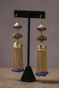 20a194-silver-gold-plated-amrapali-earrings-blue-stone-textured-gold