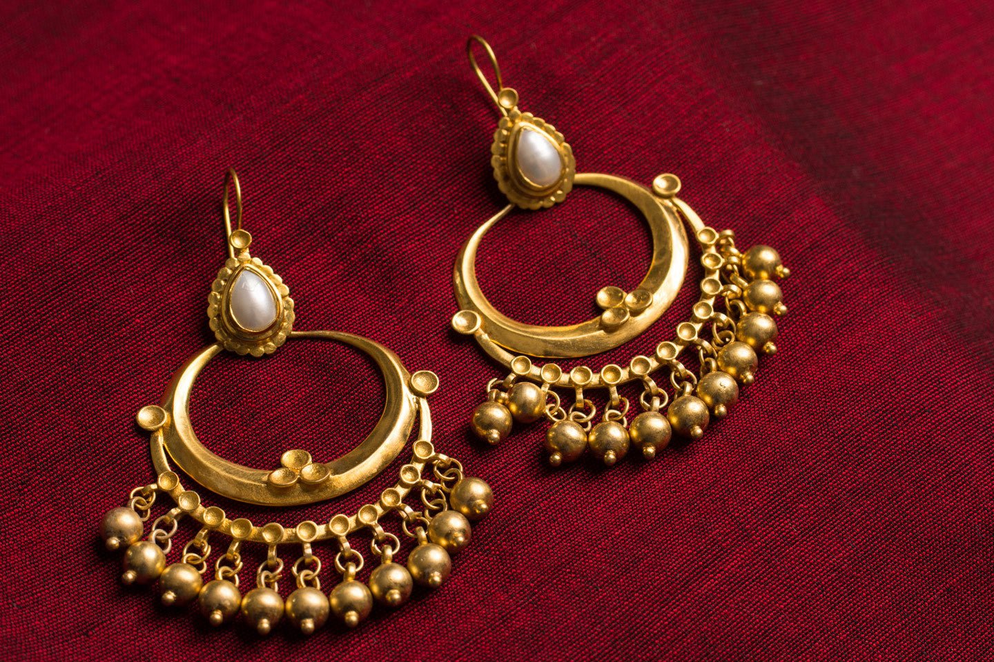 20a443-silver-gold-plated-amrapali-earrings-pearl-bead-drop-alternate-view