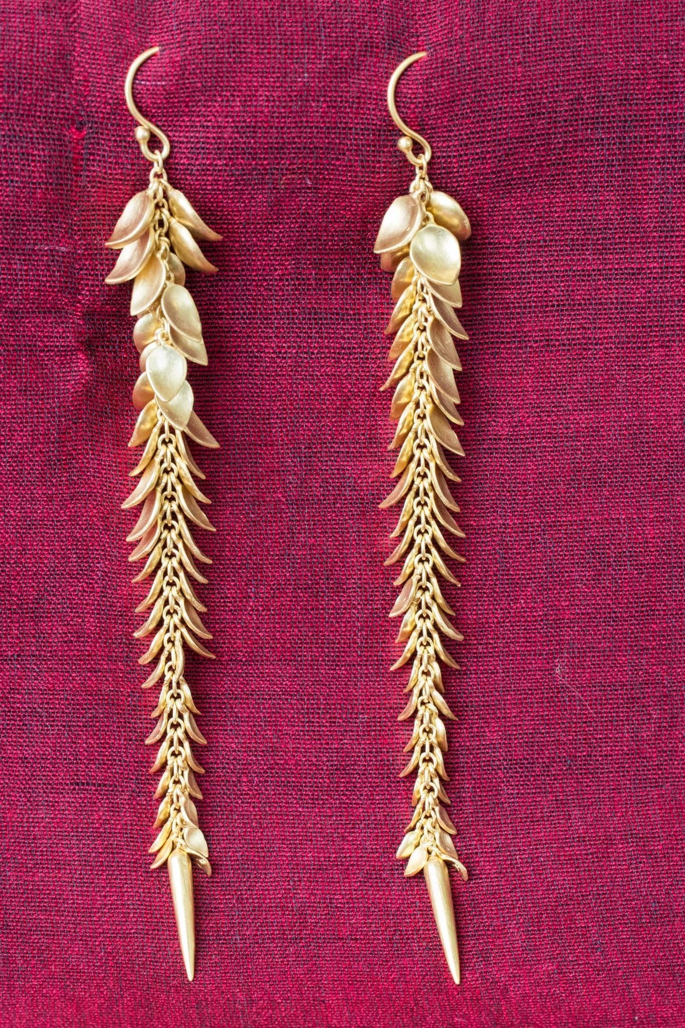 20a468-silver-gold-plated-amrapali-earrings-leaf-motif-drop