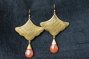 20a471-silver-gold-plated-amrapali-earrings-cut-work-carnelian
