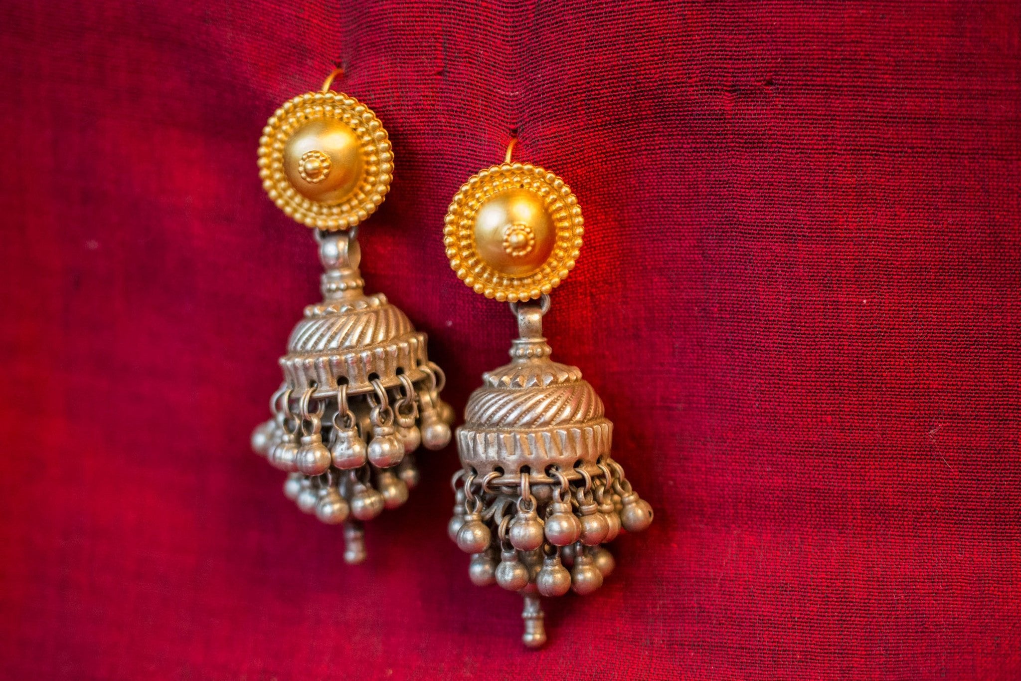 20a521-silver-gold-plated-amrapali-earrings-two-tone-disc-chandelier-alternate-view