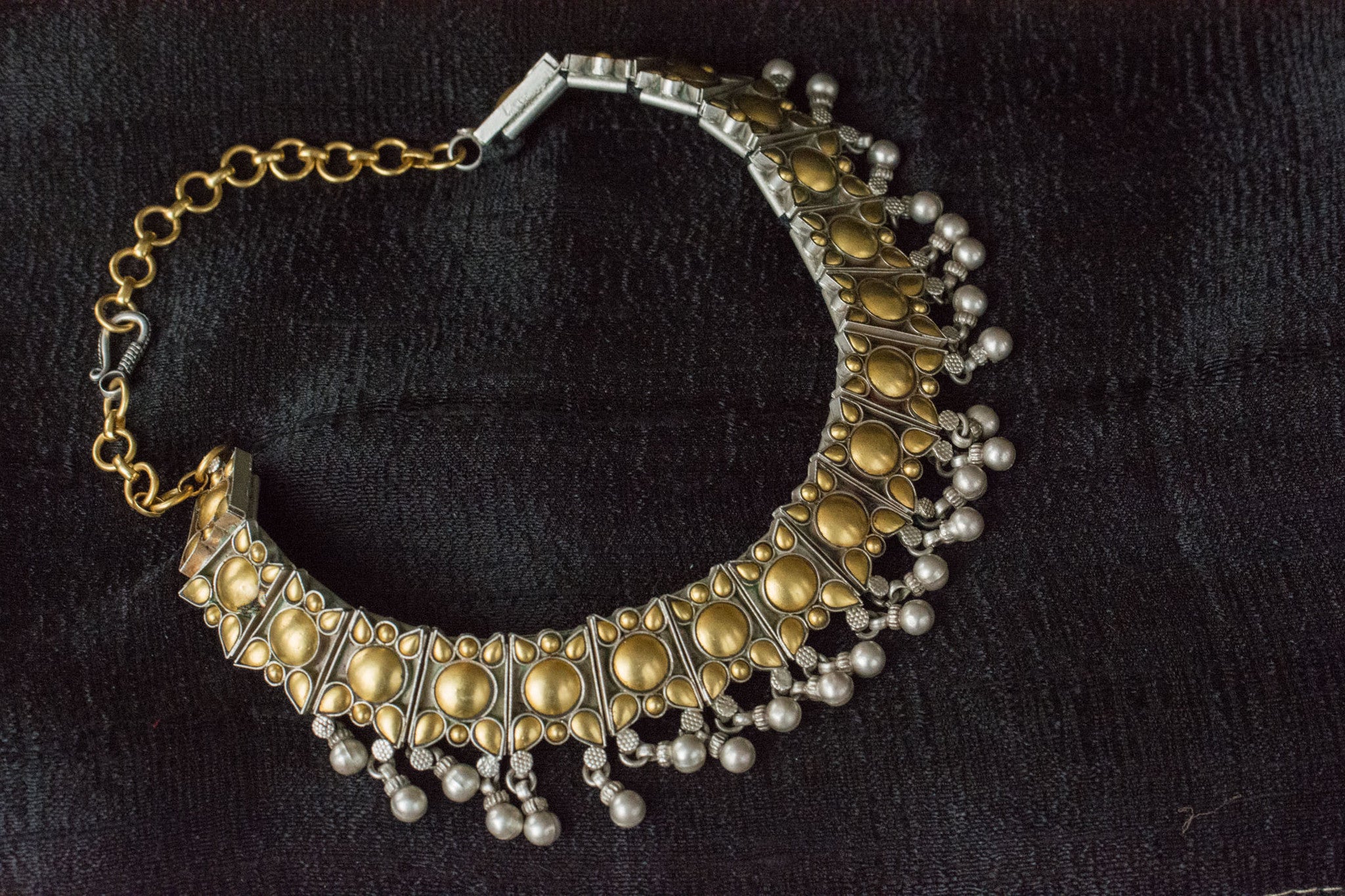 Indian Silver gold plated Amrapali Beaded fashion necklace. Traditional look neckpiece good in all events.-full view