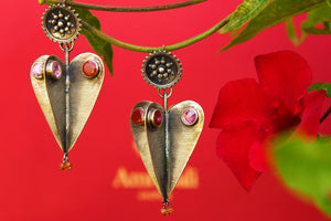 Buy silver Amrapali earrings online from Pure Elegance with carnelian stone. Our Indian fashion store in USA brings alluring range of ethnic silver earrings in USA.-closeup