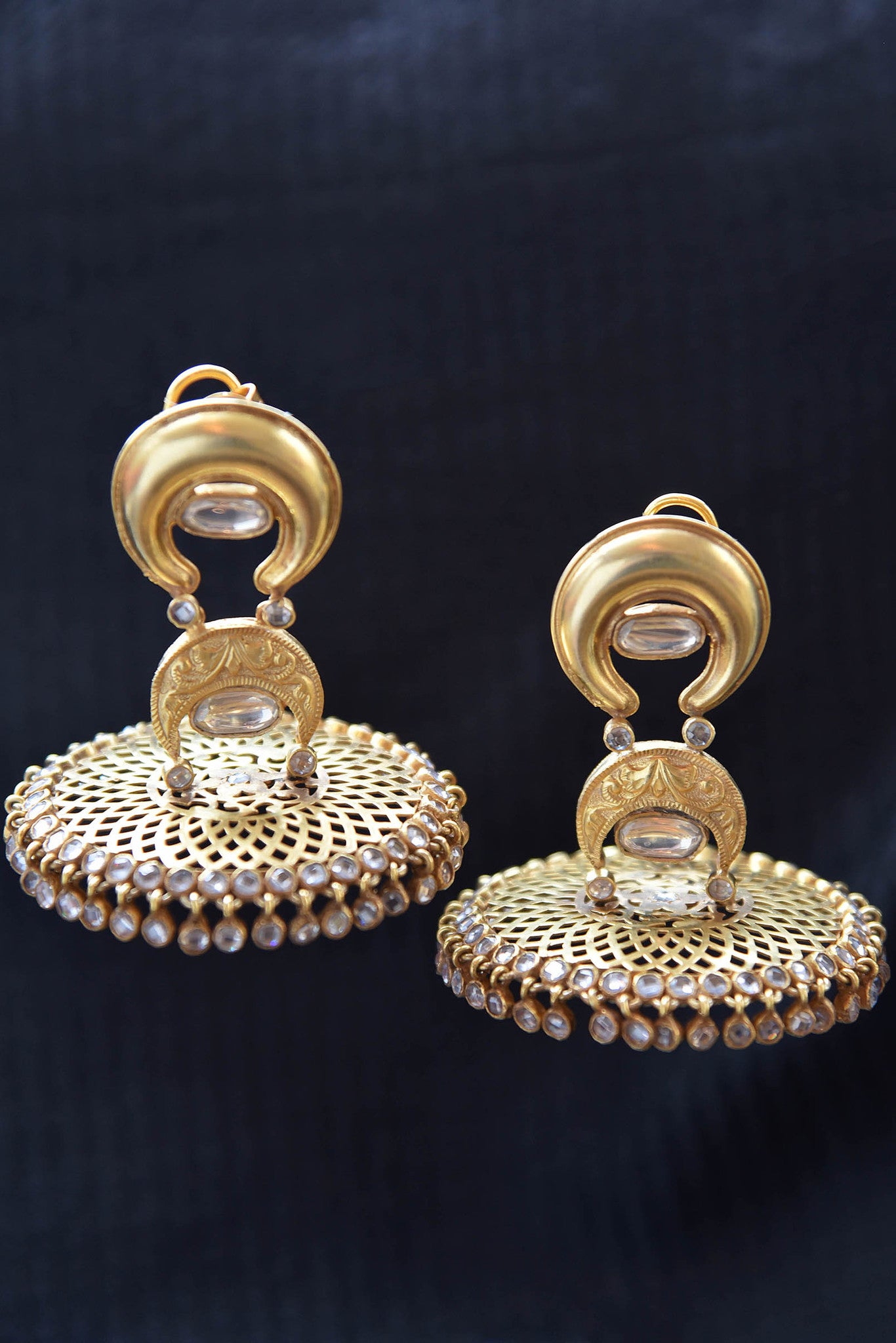 20A795 Unique Amrapali Earrings With Glass