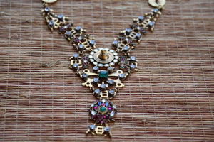 20B014, The traditional Indian amrapali fashion jewelry necklace from Pure Elegance can be bought online or from our store in USA. Perfect for any wedding and reception. Top View.