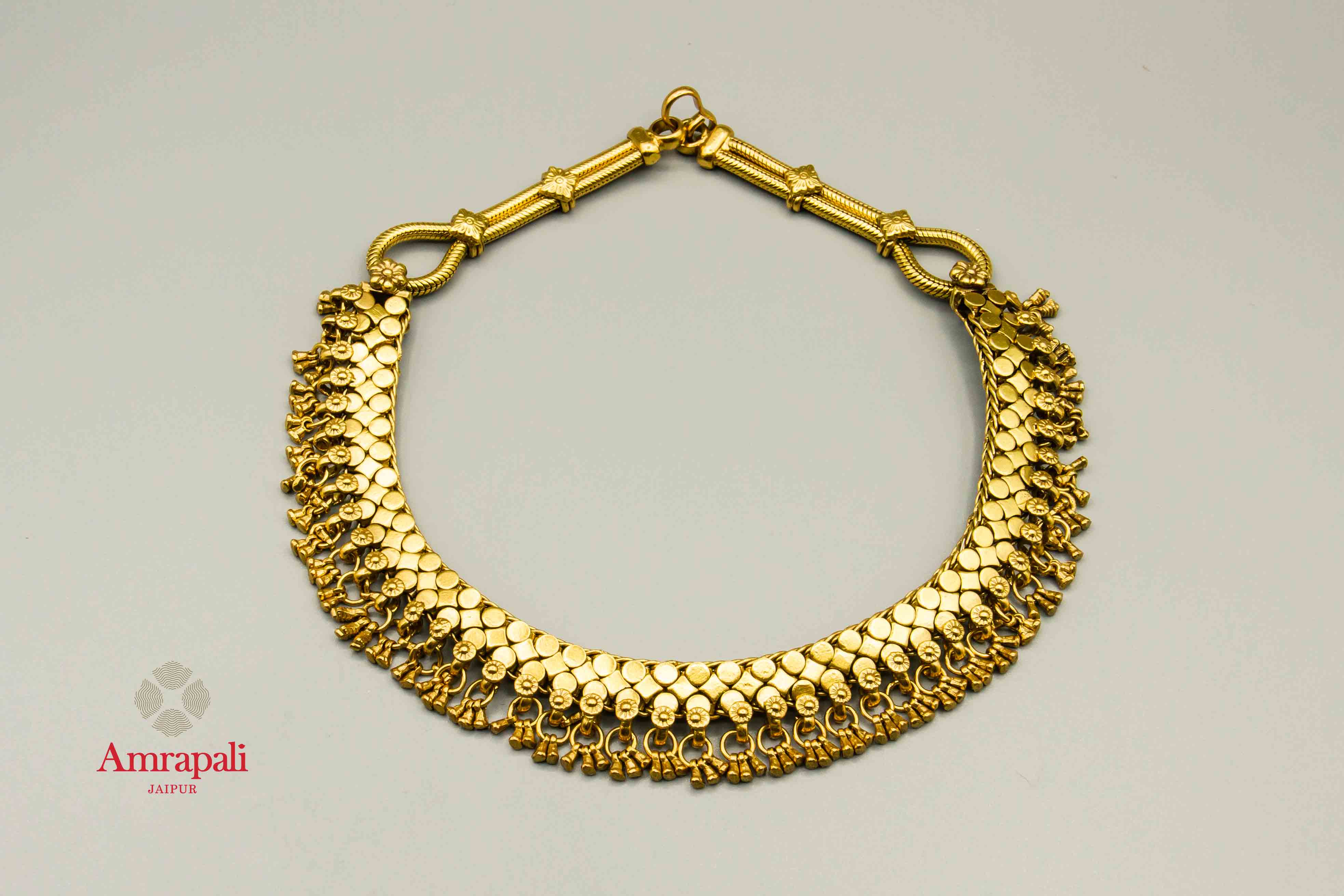 Shop Amrapali ethnic silver gold plated short necklace online in USA. Raise your traditional fashion quotient on special occasions with exquisite Indian jewelry from Pure Elegance Indian clothing store in USA. Enhance your look with silver gold plated jewellery, silver jewellery available online.-flatlay