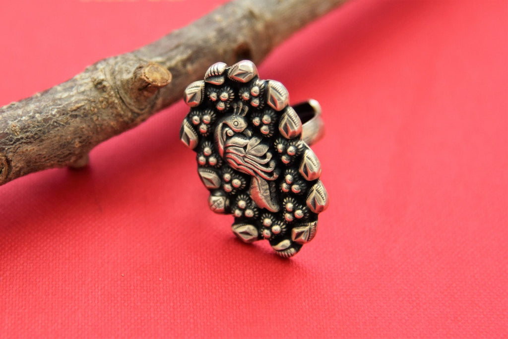 Buy stunning oxidized Amrapali silver peacock ring online in USA. Shop beautiful gold plated jewelry, kundan jewelry, bridal jewelry, silver jewelry in USA from Pure Elegance Indian fashion store in USA.-full view