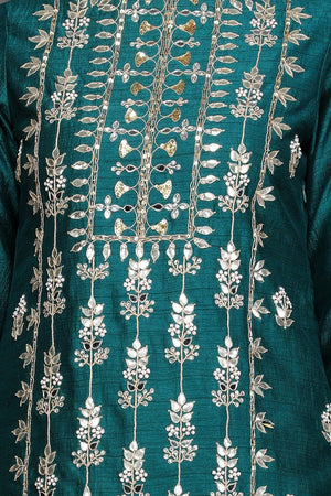 Buy stunning green and white embroidered lehenga online in USA with net dupatta. Dazzle on weddings and special occasions with exquisite Indian designer dresses, sharara suits, Anarkali suits, bridal lehengas from Pure Elegance Indian fashion store in USA.-closeup