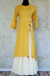 Shop this malmal cotton traditional Indian full sleeved dress perfect for any wedding or reception party online or from our Pure Elegance store in Edison, NJ. Front View.