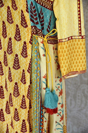 Buy this ethnic yellow cotton silk printed dress online or from our Pure Elegance store in Edison near NJ. We bring you stylish Indian dresses online in USA for every occasion.-details